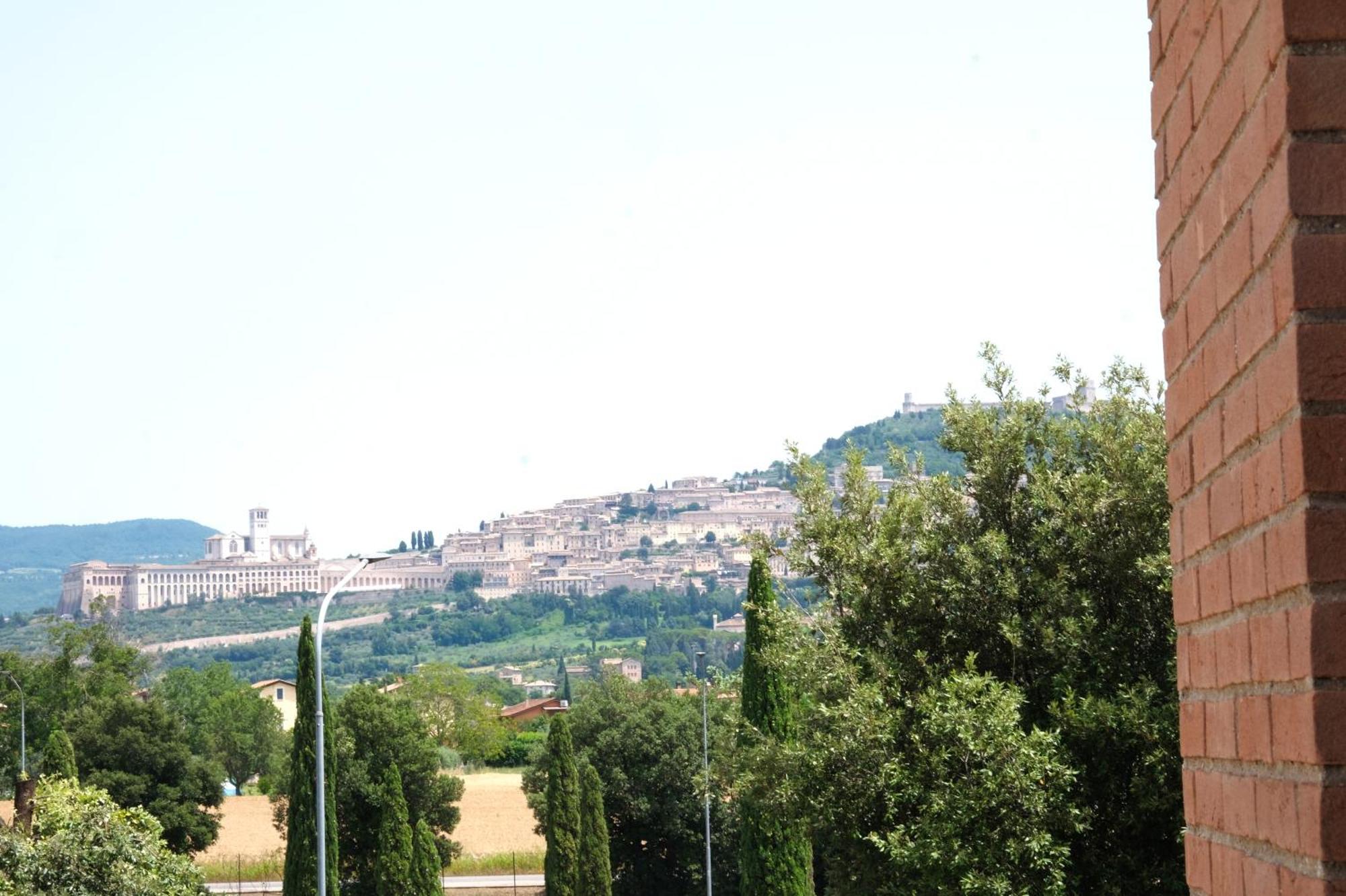 Casa Ermes Apartment Santa Maria Degli Angeli  Luaran gambar